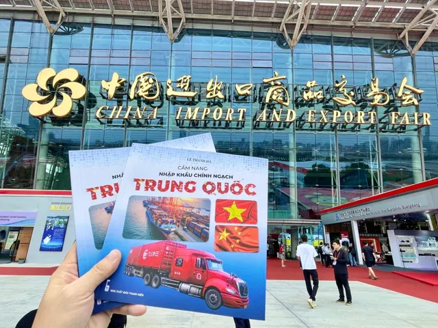 Cổ phiếu ngành xuất nhập khẩu đáng chú ý năm 2025