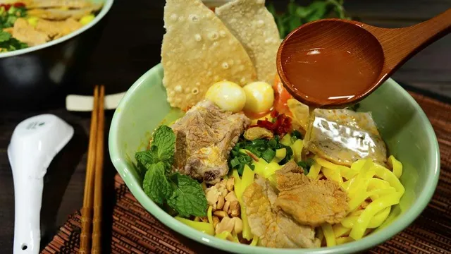 Top 15 món ngon Đà Nẵng ăn là ghiền, du lịch nên thử