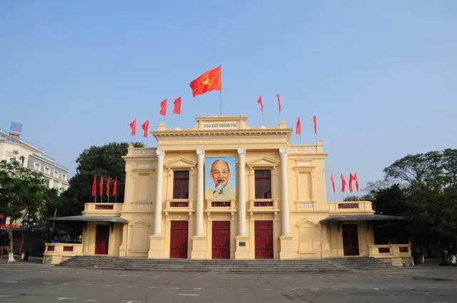Food Tour Hải Phòng 1 ngày: Lịch trình ăn sập đất Cảng từ A-Z