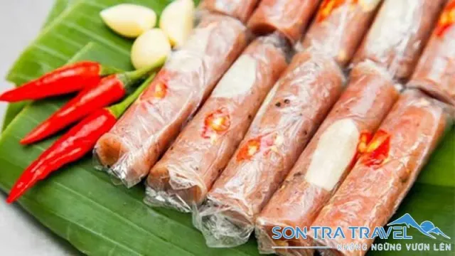 nem-chua-mon-dac-san-noi-tieng-cua-thanh-hoa.jpg