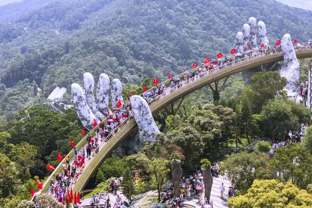 kinh-nghiem-du-lich-le-30-4-1-5-ivivu