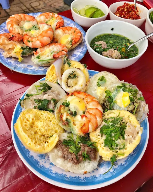 Đặc sản Nha Trang: 14 món ngon nên thử khi du lịch