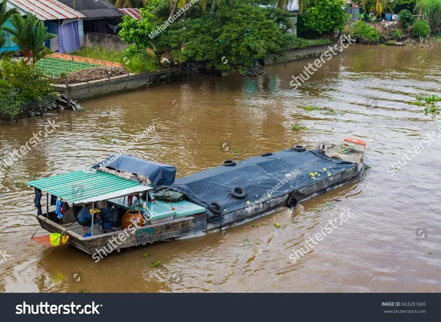 mekong-delta-boat