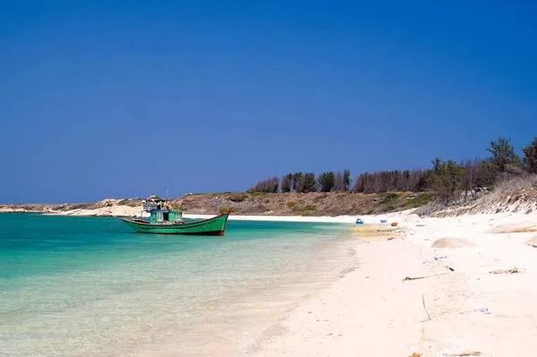 Cù Lao Câu: Đảo hoang sơ tuyệt đẹp chưa từng được khai phá