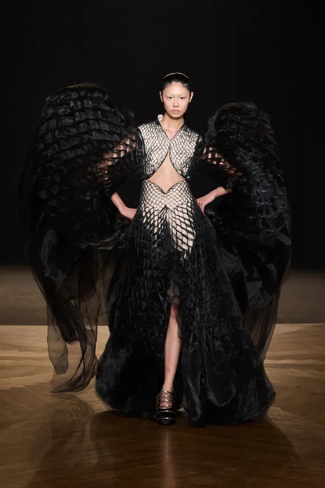 luxury-fashion-2025-trends