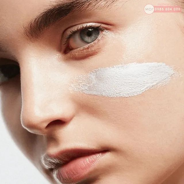 Cch thoa li kem chng nng trn lp makeup