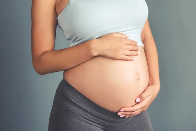 Bà bầu có được dùng xịt khoáng không? Các loại xịt khoáng cho bà bầu được tin dùng