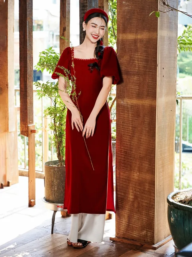 Tết 2026 mặc gì may mắn? Xu hướng phối đồ du xuân