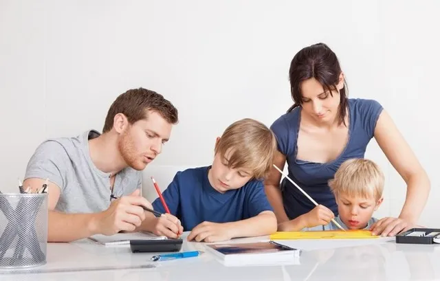 7 cách dạy con thông minh để con phát triển tư duy