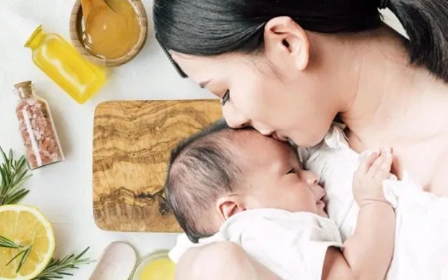 Mẹ bỉm lấy lại đẹp da sau sinh với 7 cách đơn giản