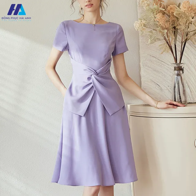 15+ gợi ý trang phục công sở sau sinh thanh lịch, dễ mặc