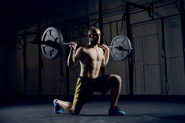 tap-the-duc-bai-tap-co-mong-glute-luxuo-1