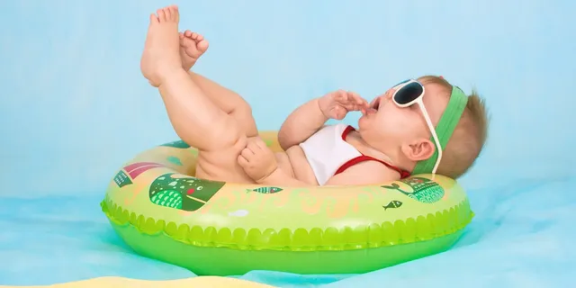 Phối đồ mẹ bỉm thời trang: Gợi ý mặc đẹp nhẹ nhàng