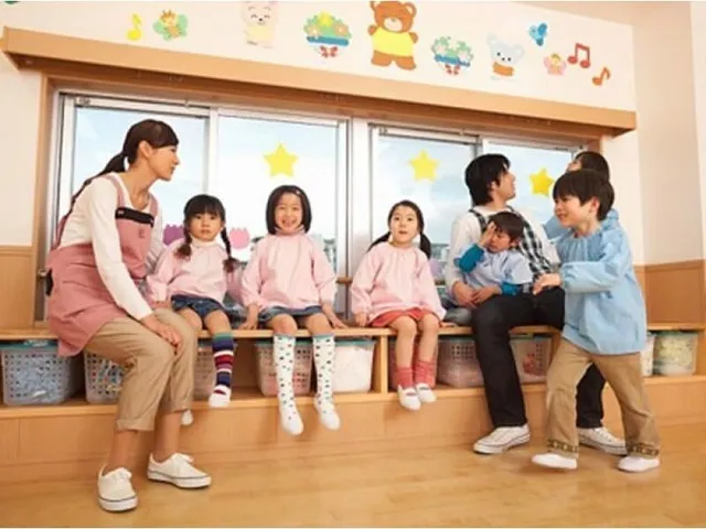 Bố mẹ cần chuẩn bị những gì khi bé đi học mầm non?