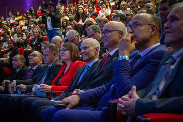 Chia sẻ kiến thức cộng đồng