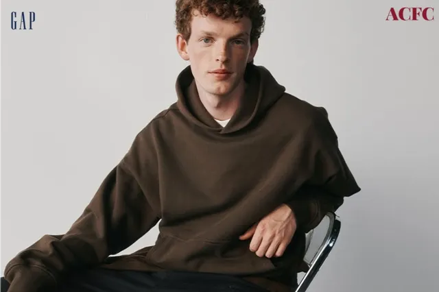 gap-hoodie-nhung-thiet-ke-lam-nen-chat-casual-dac-trung-cua-thuong-hieu.jpg