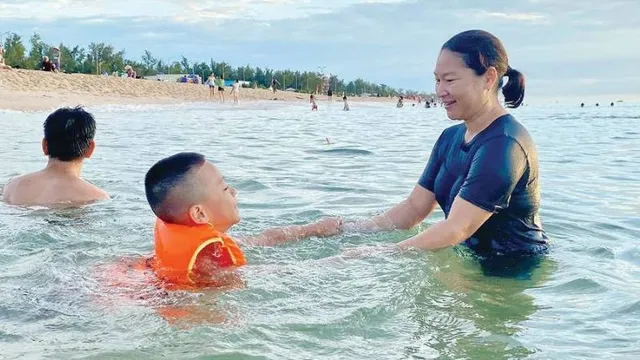 15 kỹ năng sinh tồn trẻ nên học càng sớm càng tốt: Lộ trình an toàn toàn diện