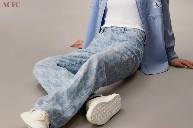Quần Jeans Nữ Ống Đứng: Phom Dáng Dẫn Đầu Xu Hướng