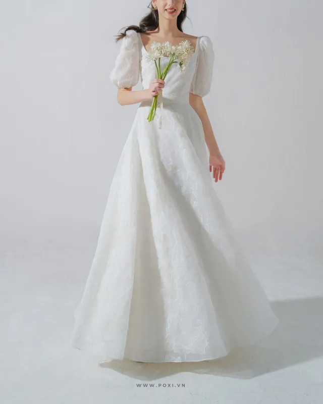 Top 10 mẫu váy cưới hot nhất 2026 cho cô dâu