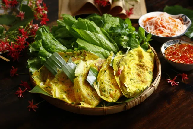 Cách làm bánh xèo giòn ngon cực dễ tại nhà