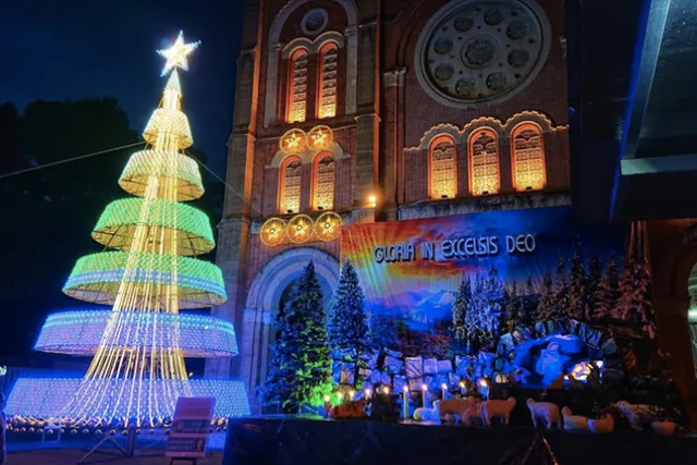 Top 10 địa điểm chơi Noel TPHCM check-in đẹp nhất 2026