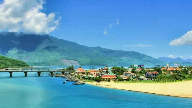 Top 10 cung đường phượt đẹp nhất Việt Nam bạn nên thử