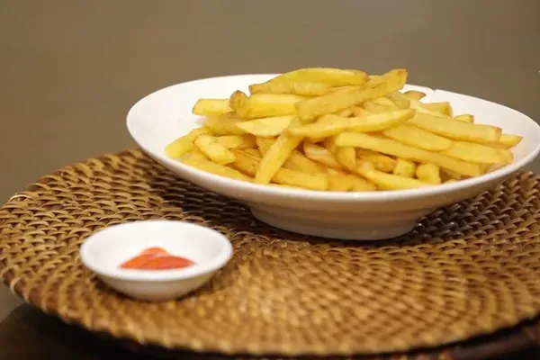 Cách làm khoai tây chiên tại nhà giòn ngon chuẩn vị