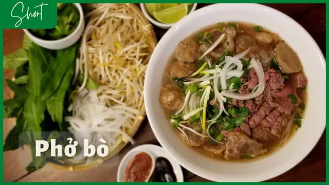 Cách nấu phở bò truyền thống chuẩn vị Hà Nội tại nhà