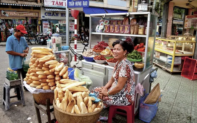 Ẩm thực đường phố Việt Nam: từ góc phố đến bản đồ món ngon