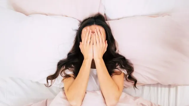 Khó ngủ nên làm gì? 14 bí quyết giúp bạn ngủ nhanh và sâu giấc