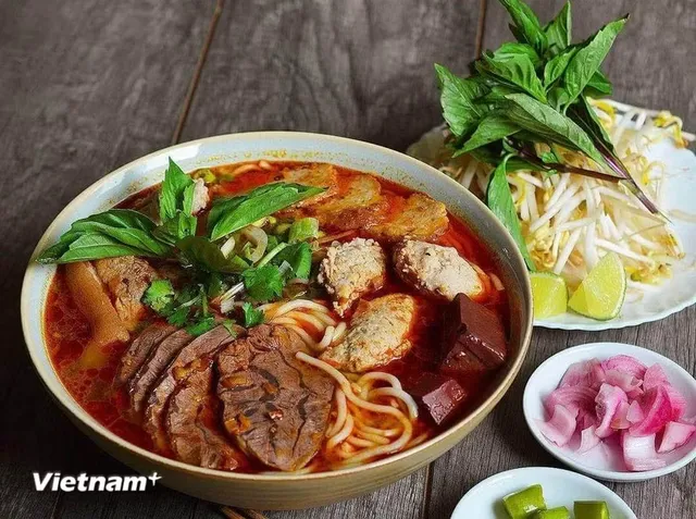 Xu hướng du lịch ẩm thực Việt Nam: vì sao ngày càng hút khách