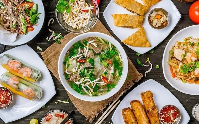 Du lịch ẩm thực Việt Nam bền vững: cơ hội và thách thức