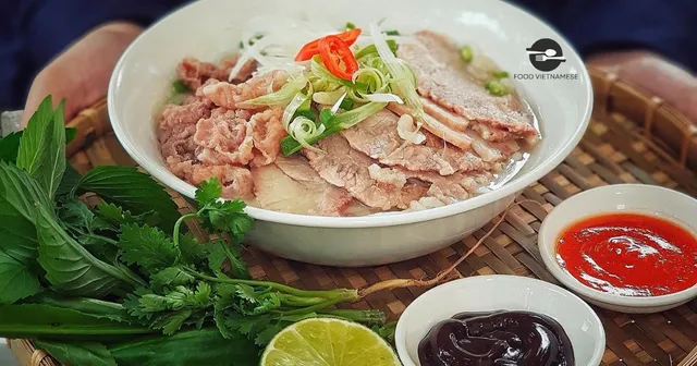 15 món ăn Việt Nam ngon nhất nên thử một lần