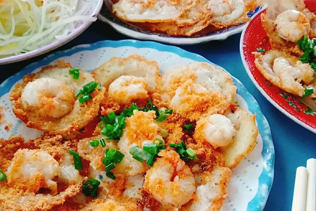 Bánh khọt Vũng Tàu là gì? Cách ăn ngon và chuẩn vị