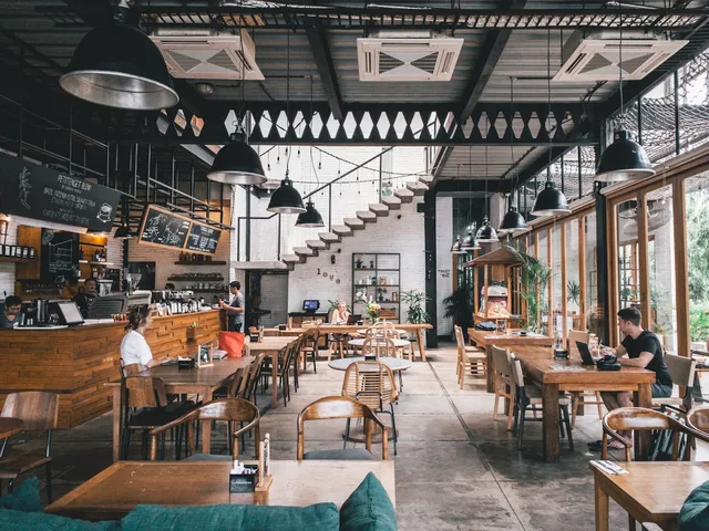 Top 36 Món Ăn Đặc Sản Việt Nam Nhất Định Phải Thử