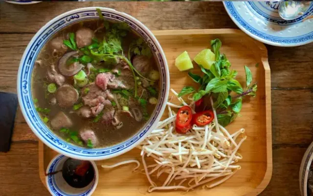 Cách nấu phở bò thơm ngon chuẩn vị tại nhà dễ làm