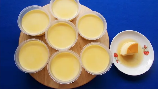 Cách làm bánh flan sữa tươi mịn mượt, không bị rỗ