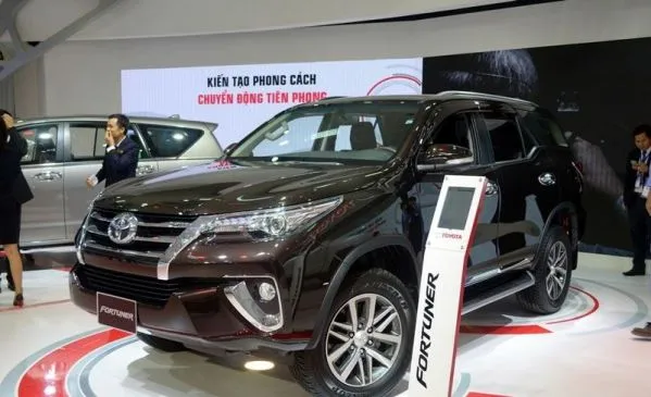 Lựa chọn mua xe Fortuner trả góp uy tín và an toàn ở đâu?