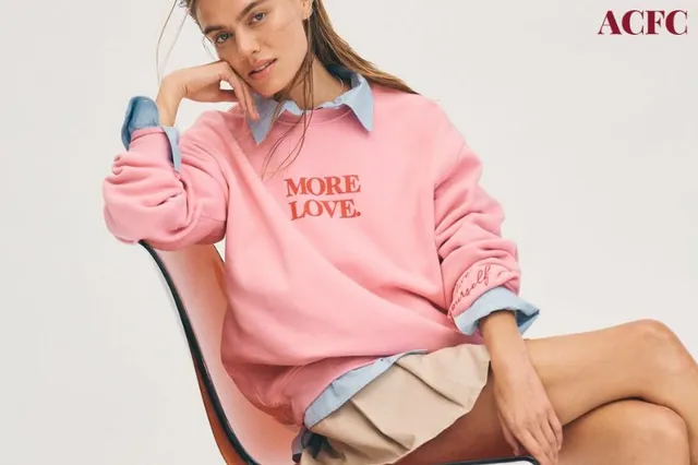 Chọn Sweatshirt Nữ Thế Nào Để Đẹp Phom, Dễ Phối Và Mặc Được Lâu?