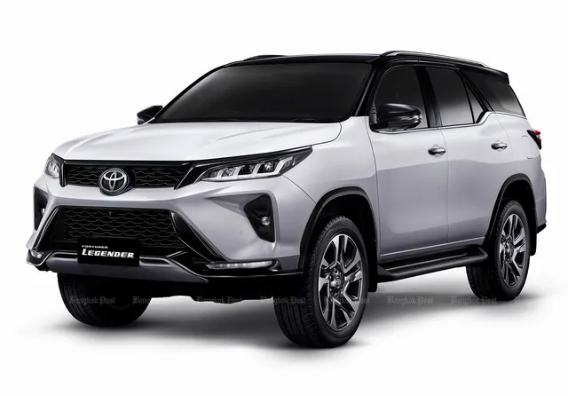 Khám phá chiếc SUV 7 chỗ được yêu thích nhất Việt Nam Toyota Fortuner