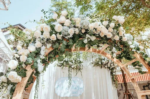 5 Gói trang trí tiệc cưới không cần hoa tươi