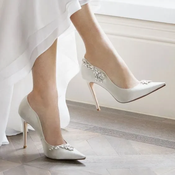 Bí quyết chọn giày đẹp cho cô dâu trong ngày tổ chức tiệc cưới