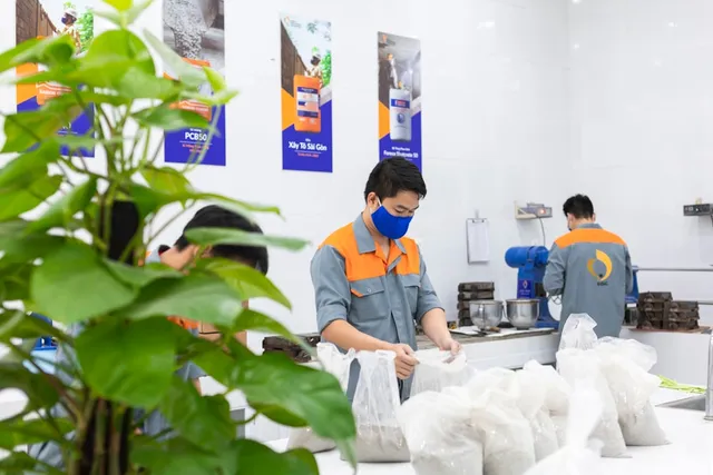 Hỗ trợ người học tài chính