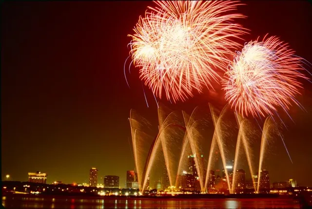 Bật mí 5 cách chụp ảnh ban đêm đẹp bằng điện thoại như nhiếp ảnh chuyên nghiệp