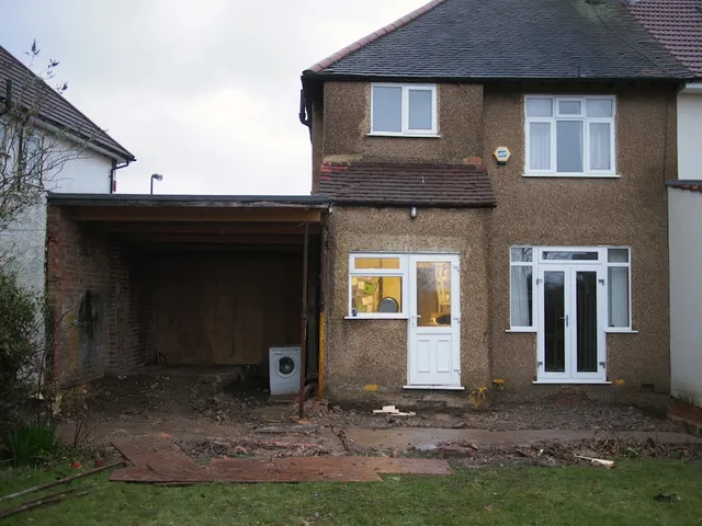 Trước và sau cải tạo nhà