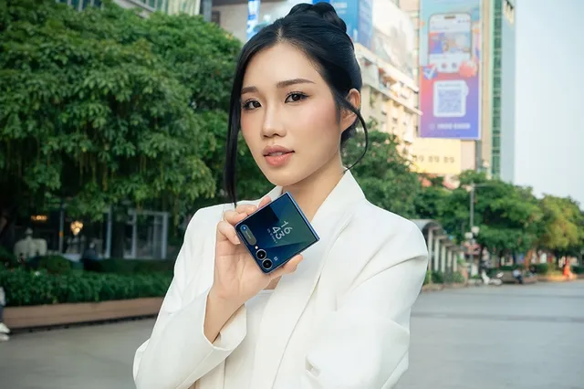 Trải nghiệm Samsung Galaxy Z Flip7: Trợ lý AI nhỏ gọn đồng hành mọi lúc mọi nơi