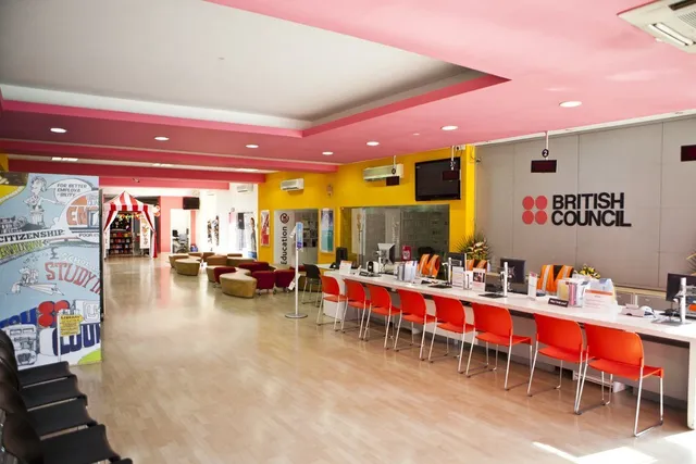 04 trung tâm luyện thi Ielts chất lượng, cam kết đầu ra