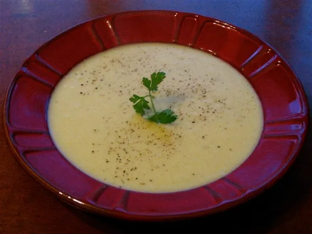 3 cách nấu bột ăn dặm cho bé thật mới lạ