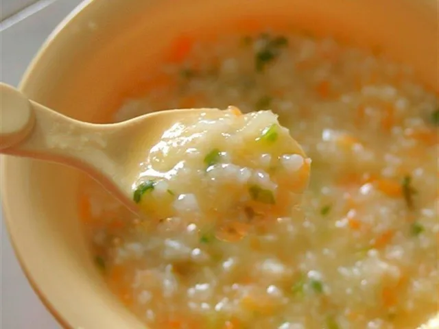 Thực đơn ăn dặm cho trẻ sau 6 tháng