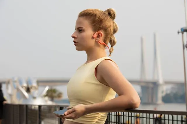 4 mẹo chọn tai nghe chạy bộ chuẩn nhất dành cho runners